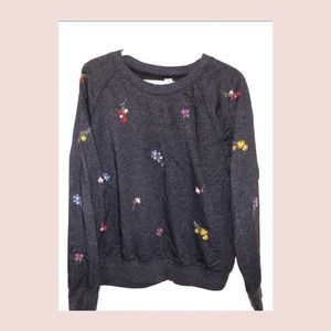 Floral Embroidered Pullover
